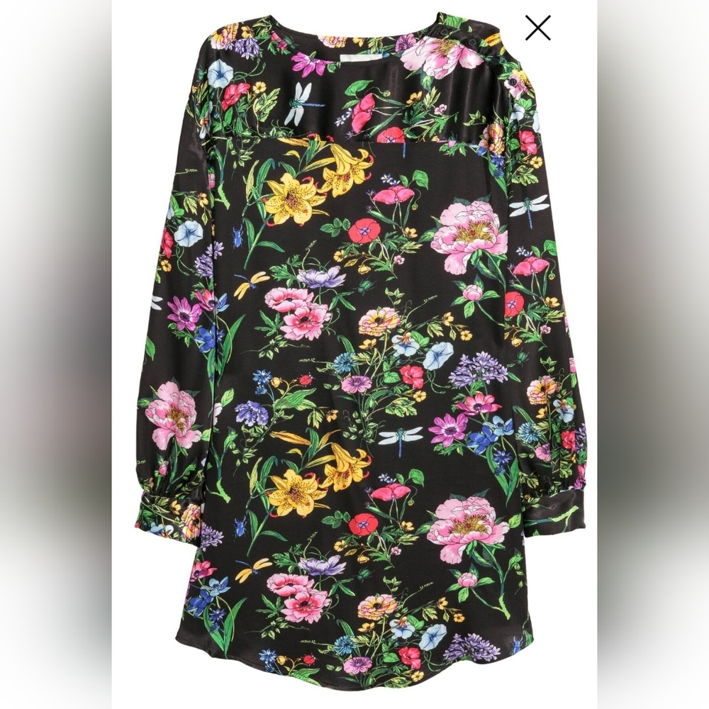 H&M Wide-Cut Satin Dress